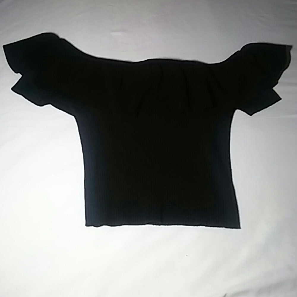 Black off the shoulder crop top